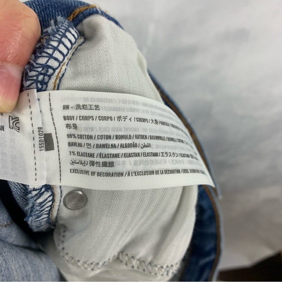 SOLD ❌ ABERCROMBIE & FITCH Ankle Straight Ultra High Rise Distressed Sz 30 - Picture 5 of 5